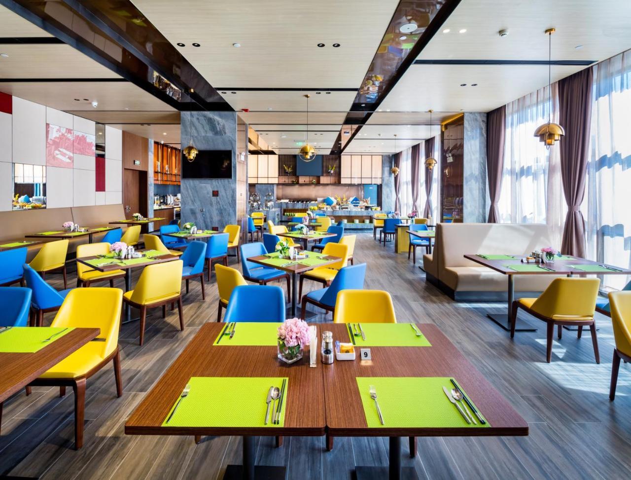 Hampton By Hilton Guangzhou Huadu Hotel Bagian luar foto