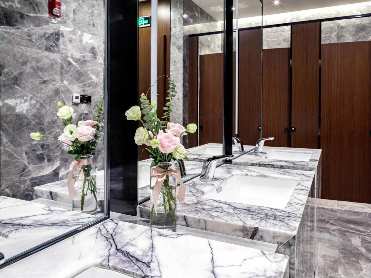 Hampton By Hilton Guangzhou Huadu Hotel Bagian luar foto